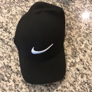 Nike Dry fit hat never worn